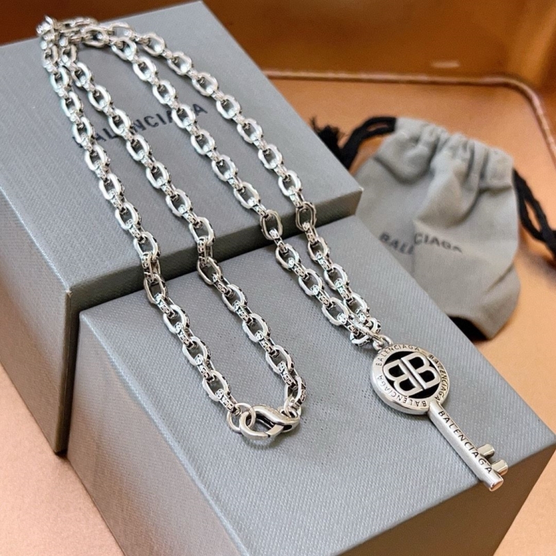 Ba1en*iaga necklaces